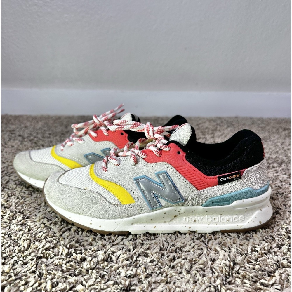New Balance 997h Cordura Women's Size 7 Multi Color Running Athletic Shoes